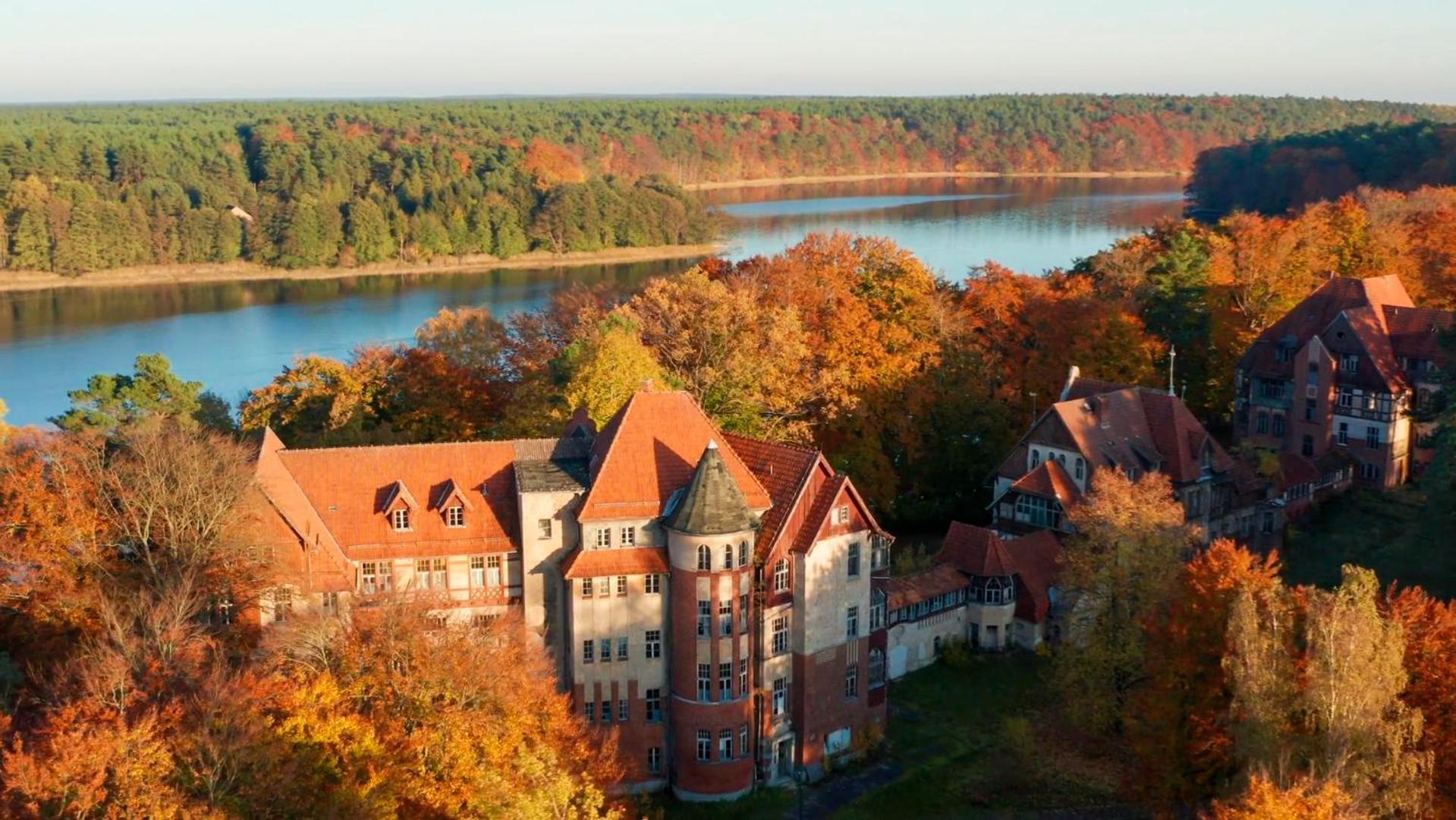 Parkresidenz Lychen, Ferienwohnung 8 Экстерьер фото